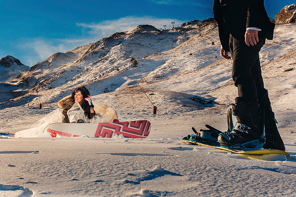 Snowboard wedding