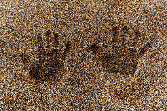beach wedding details