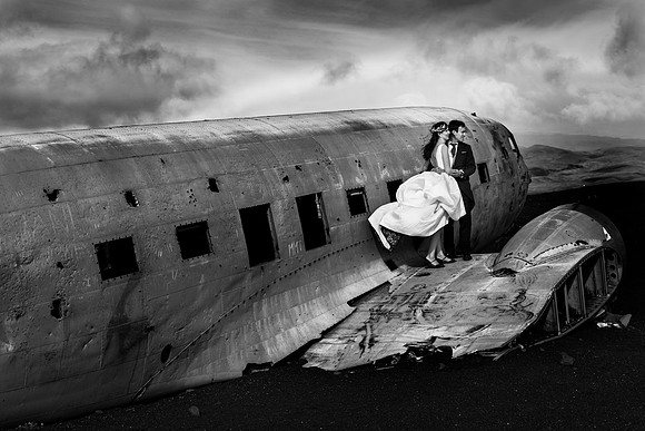 Destination Wedding Photographers Iceland